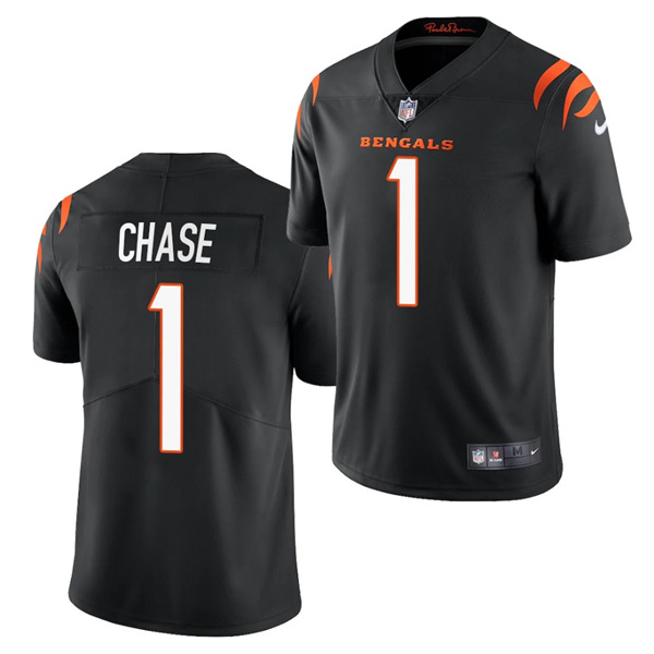 Men's Cincinnati Bengals #1 Ja'Marr Chase 2021 NFL Draft Black Vapor Untouchable Limited Stitched Jersey